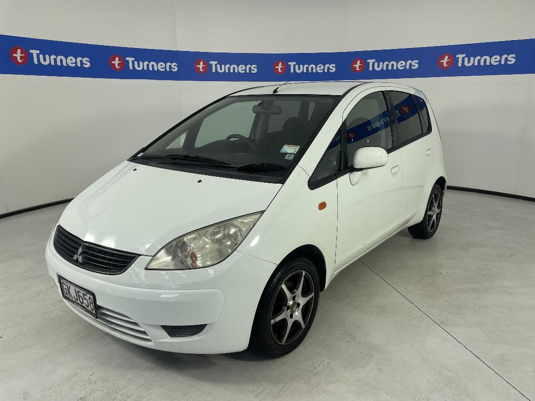 Photo '4' of Mitsubishi Colt