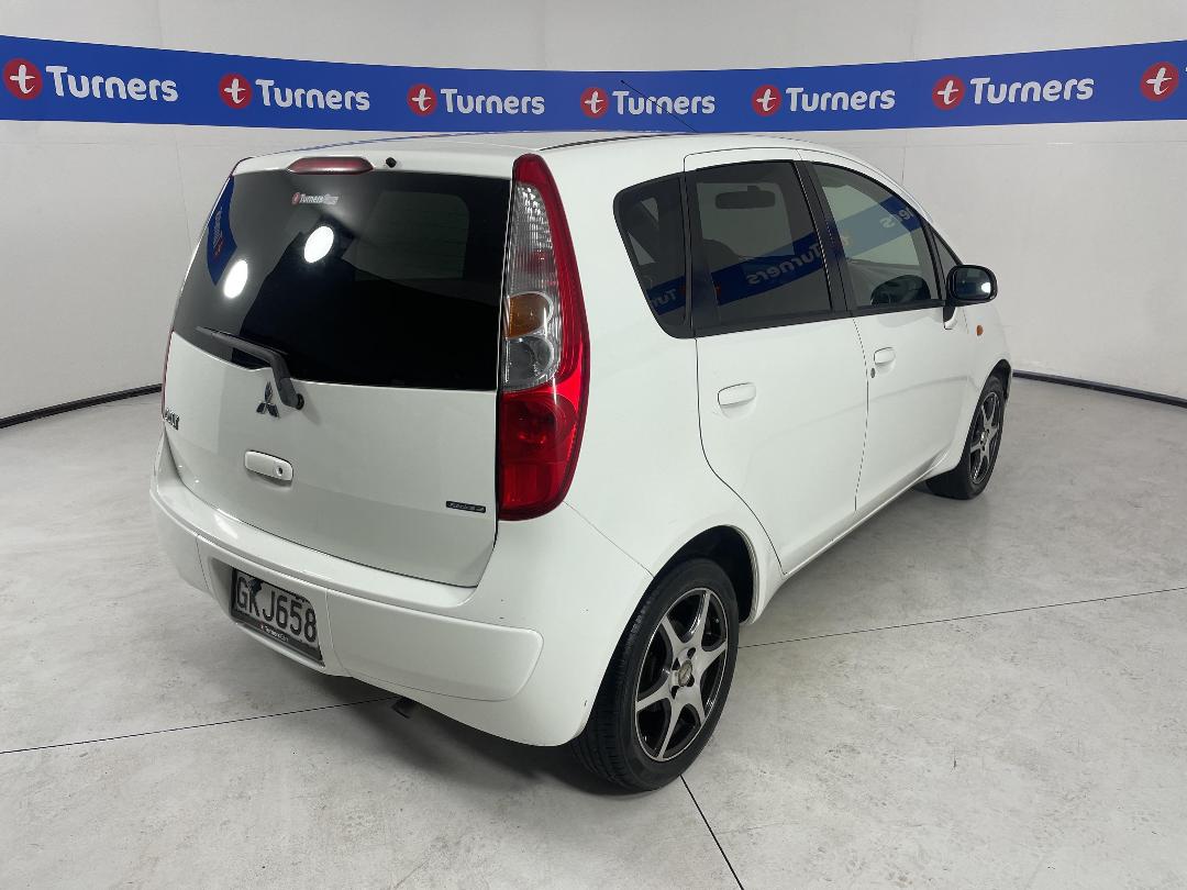 Photo '7' of Mitsubishi Colt