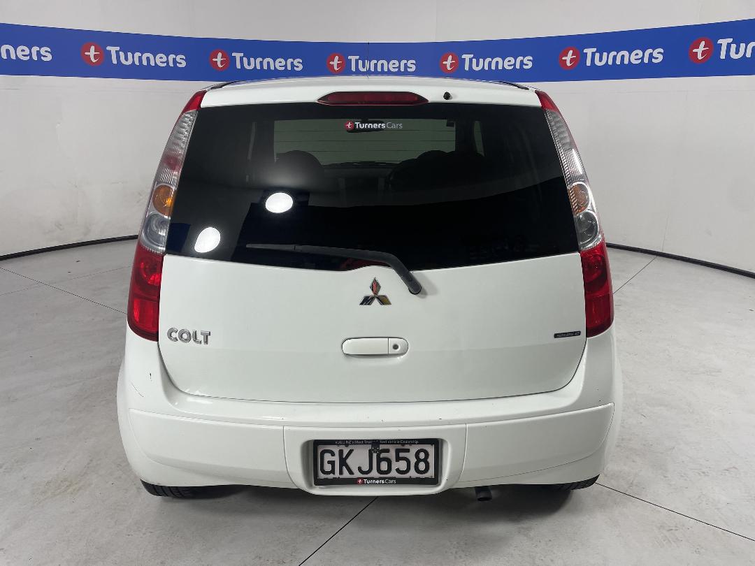 Photo '6' of Mitsubishi Colt