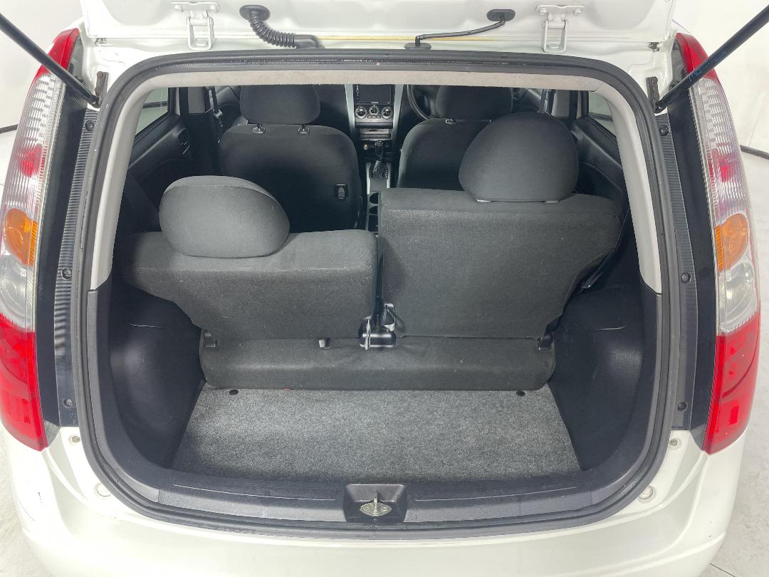 Photo '14' of Mitsubishi Colt