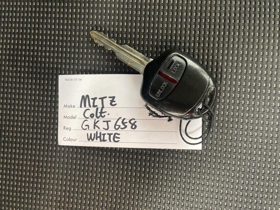 Photo '22' of Mitsubishi Colt