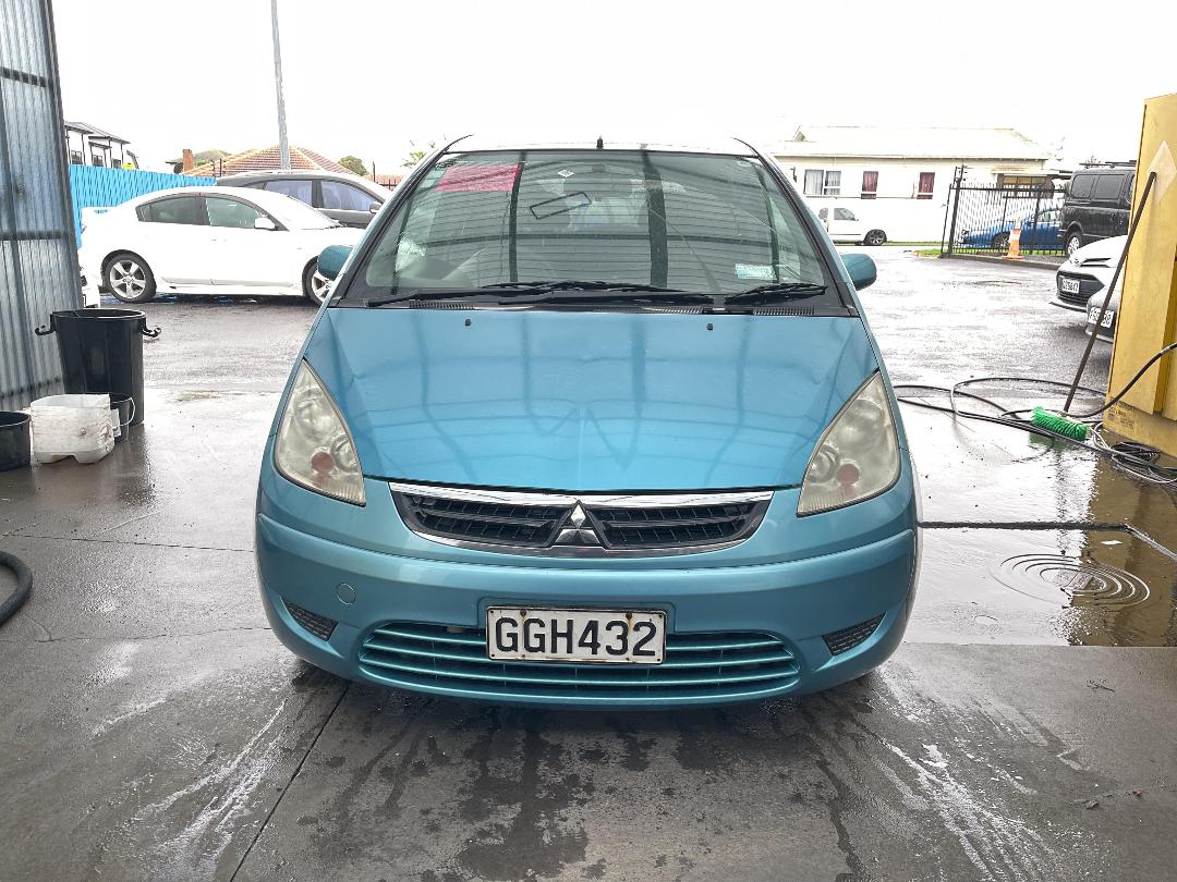 Photo '2' of Mitsubishi Colt Plus LS Photo '2' of Mitsubishi Colt Plus LS