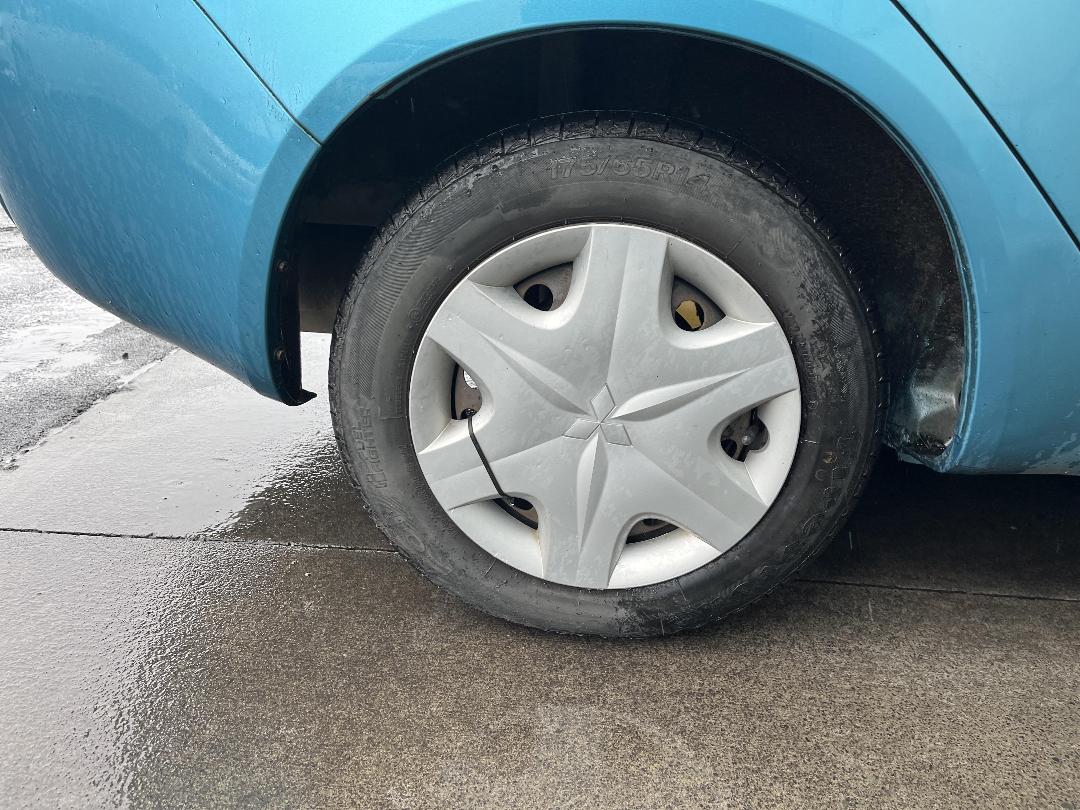 Photo '10' of Mitsubishi Colt Plus LS Photo '10' of Mitsubishi Colt Plus LS