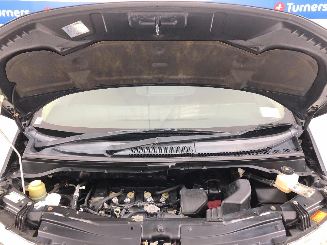 Photo '13' of Mitsubishi Delica Photo '13' of Mitsubishi Delica