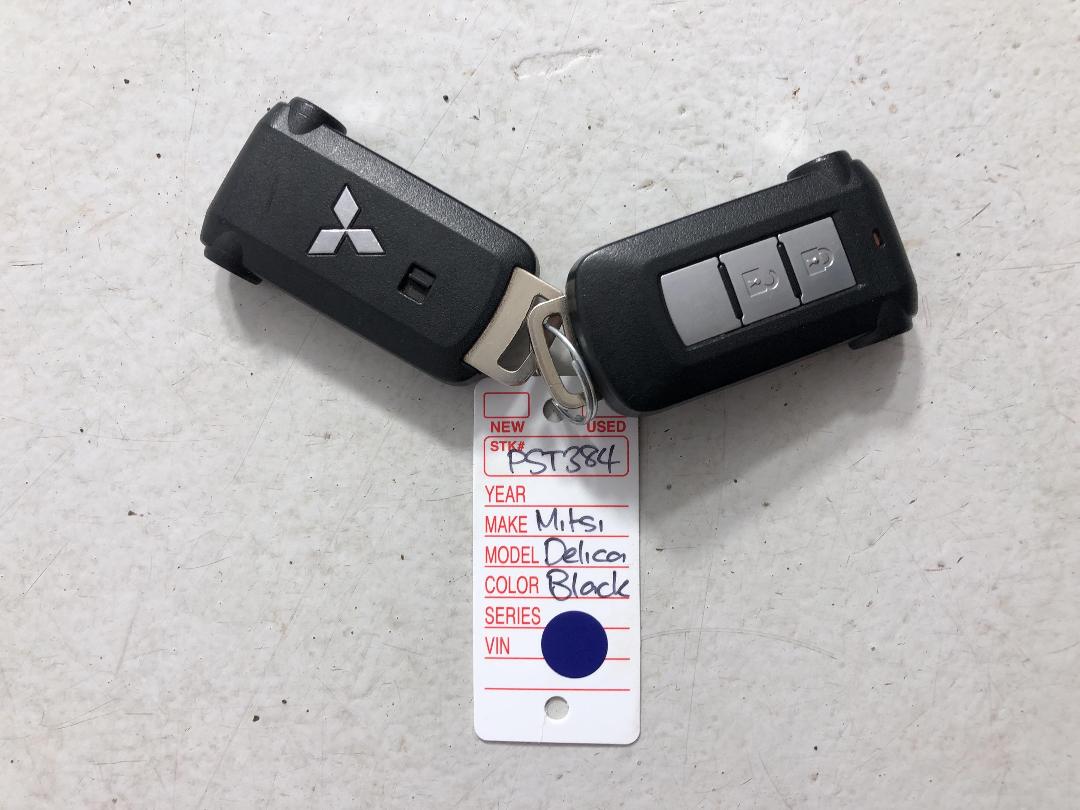 Photo '22' of Mitsubishi Delica Photo '22' of Mitsubishi Delica