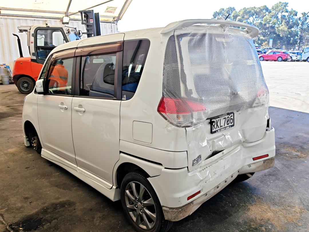 Photo '5' of Mitsubishi Delica D2