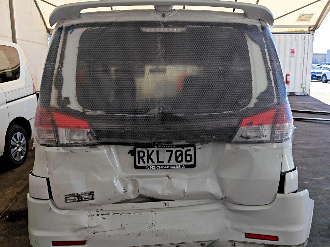 Photo '8' of Mitsubishi Delica D2
