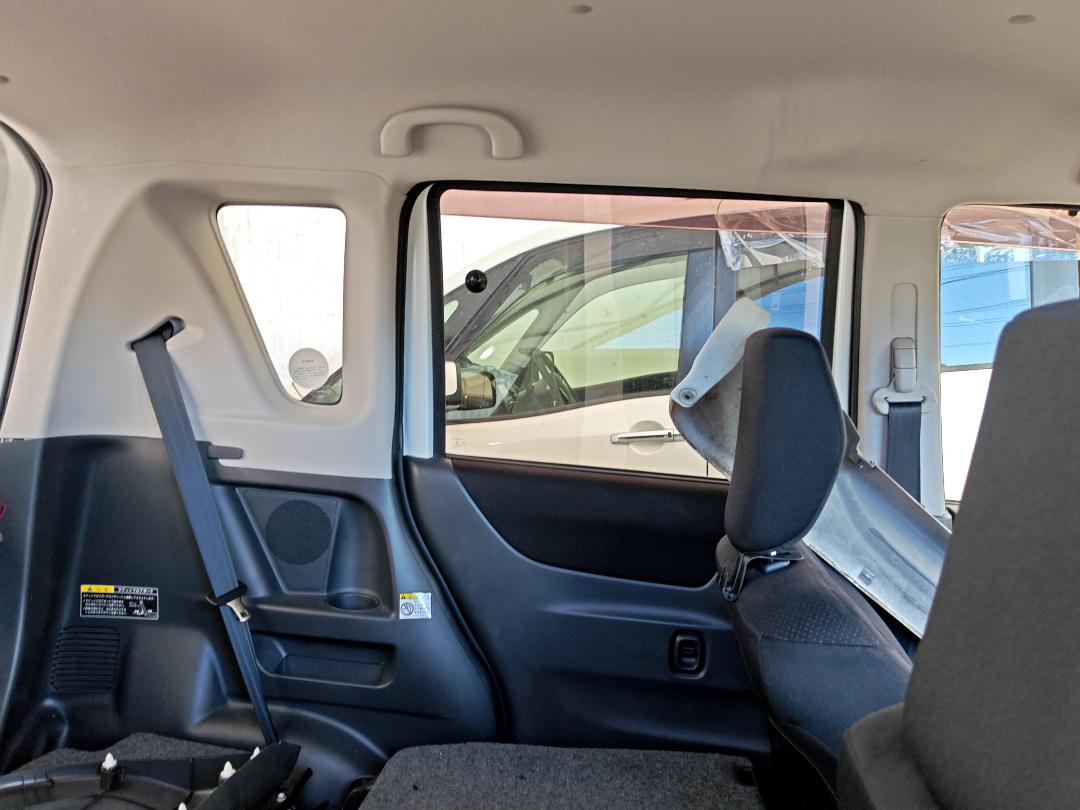 Photo '12' of Mitsubishi Delica D2