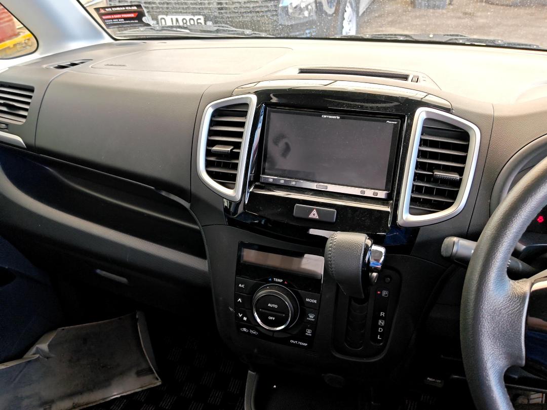 Photo '21' of Mitsubishi Delica D2