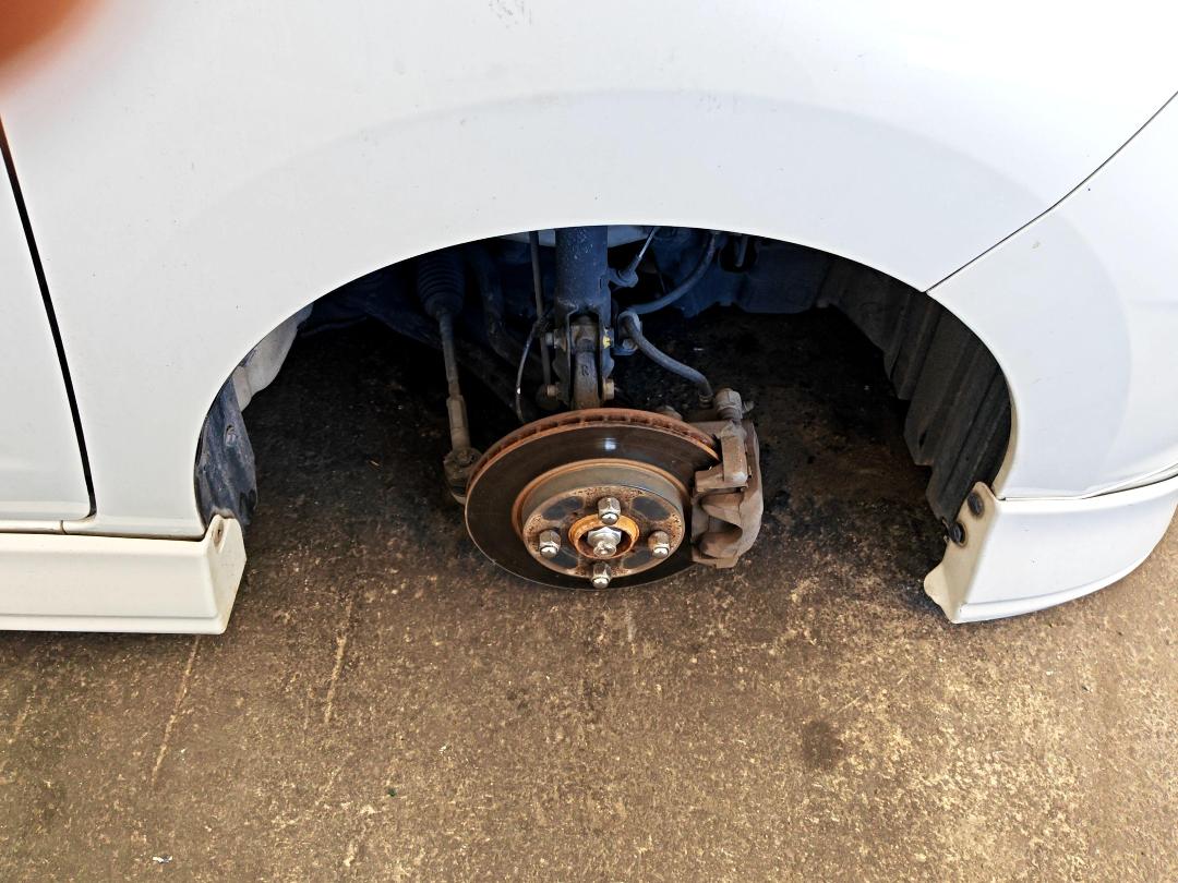 Photo '2' of Mitsubishi Delica D2