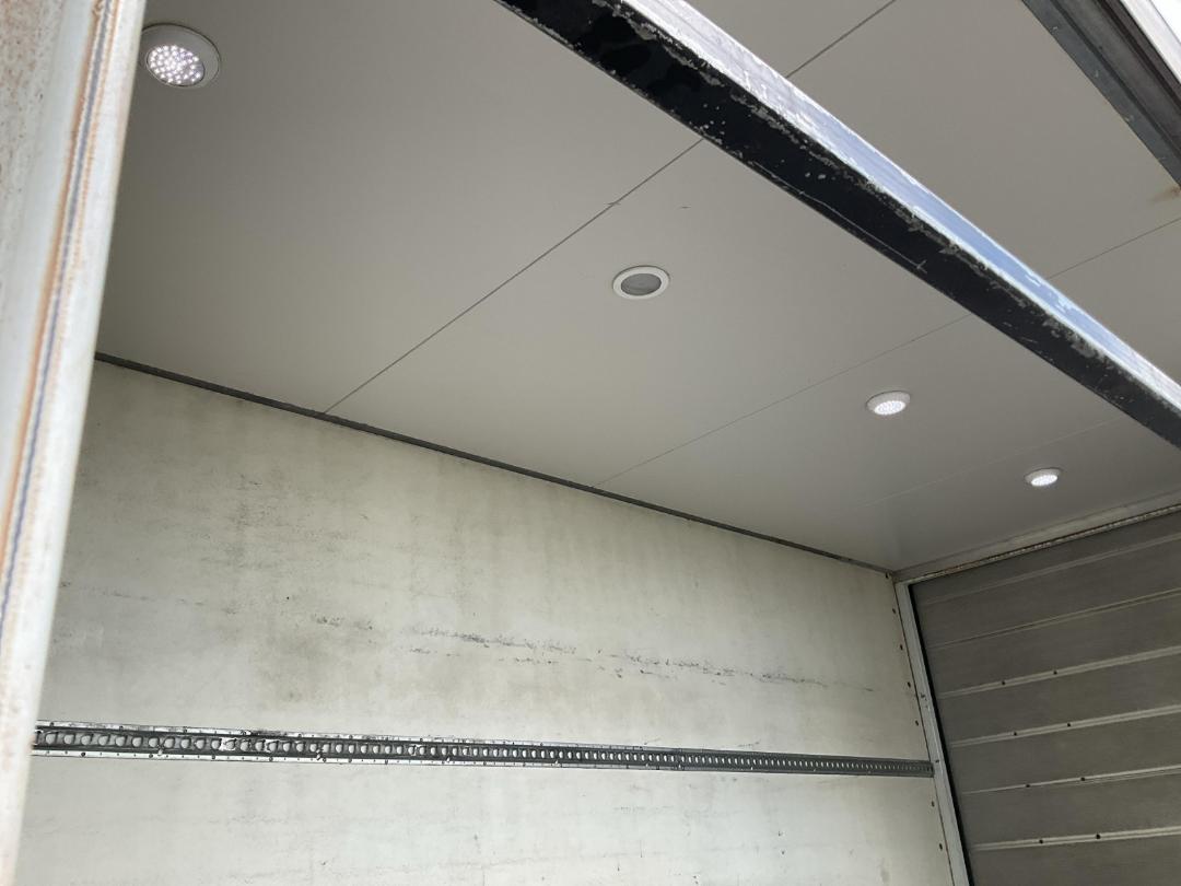 Photo '45' of Mitsubishi Fuso Fighter FK250L8 Curtain/Chiller