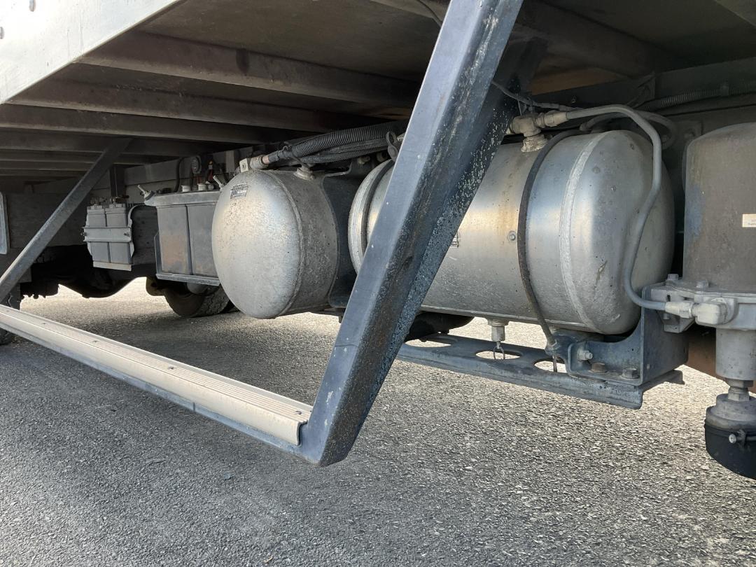 Photo '41' of Mitsubishi Fuso Fighter FK250L8 Curtain/Chiller