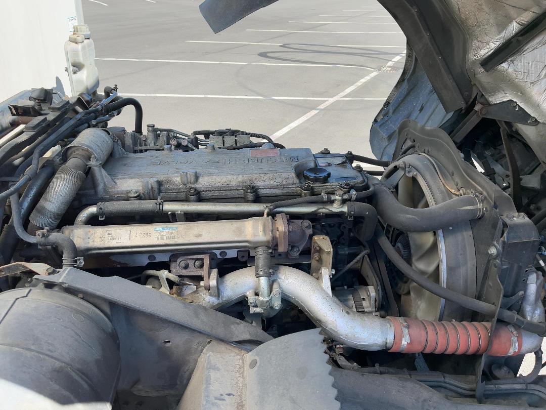 Photo '16' of Mitsubishi Fuso Fighter FK250H8 Chiller