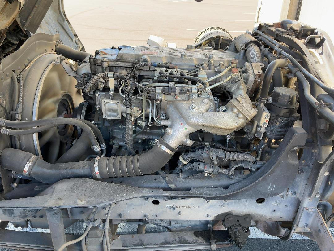 Photo '17' of Mitsubishi Fuso Fighter FK250H8 Chiller