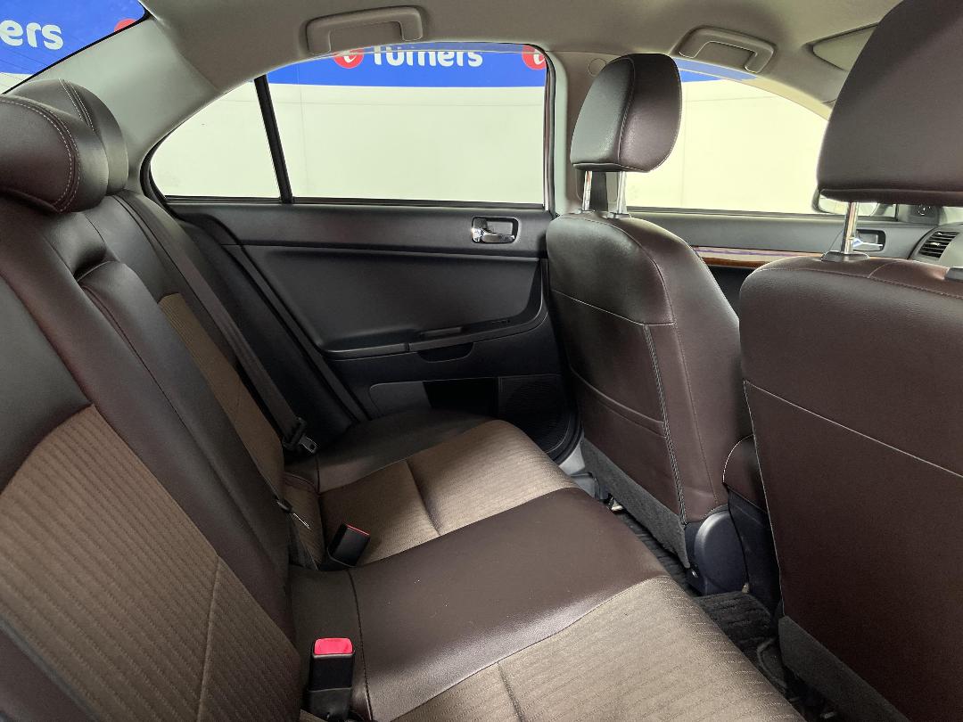 Photo '20' of Mitsubishi Galant