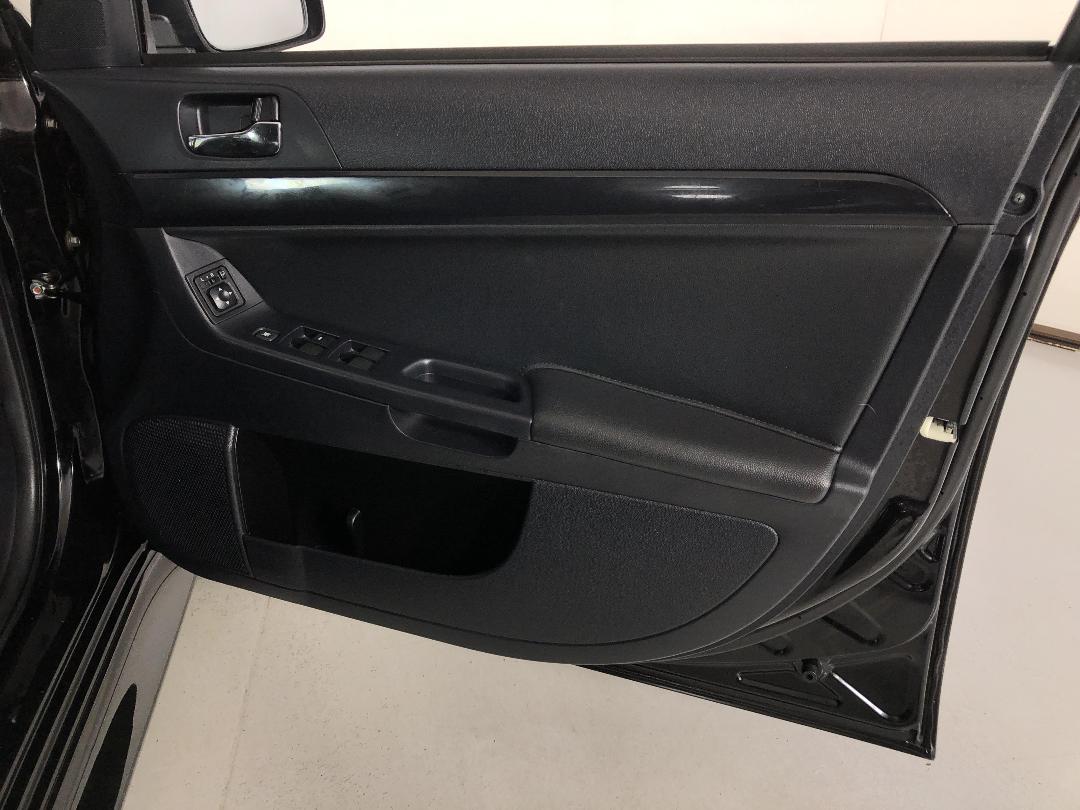 Photo '15' of Mitsubishi Galant