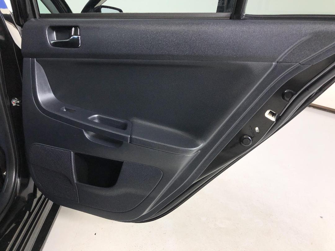 Photo '19' of Mitsubishi Galant