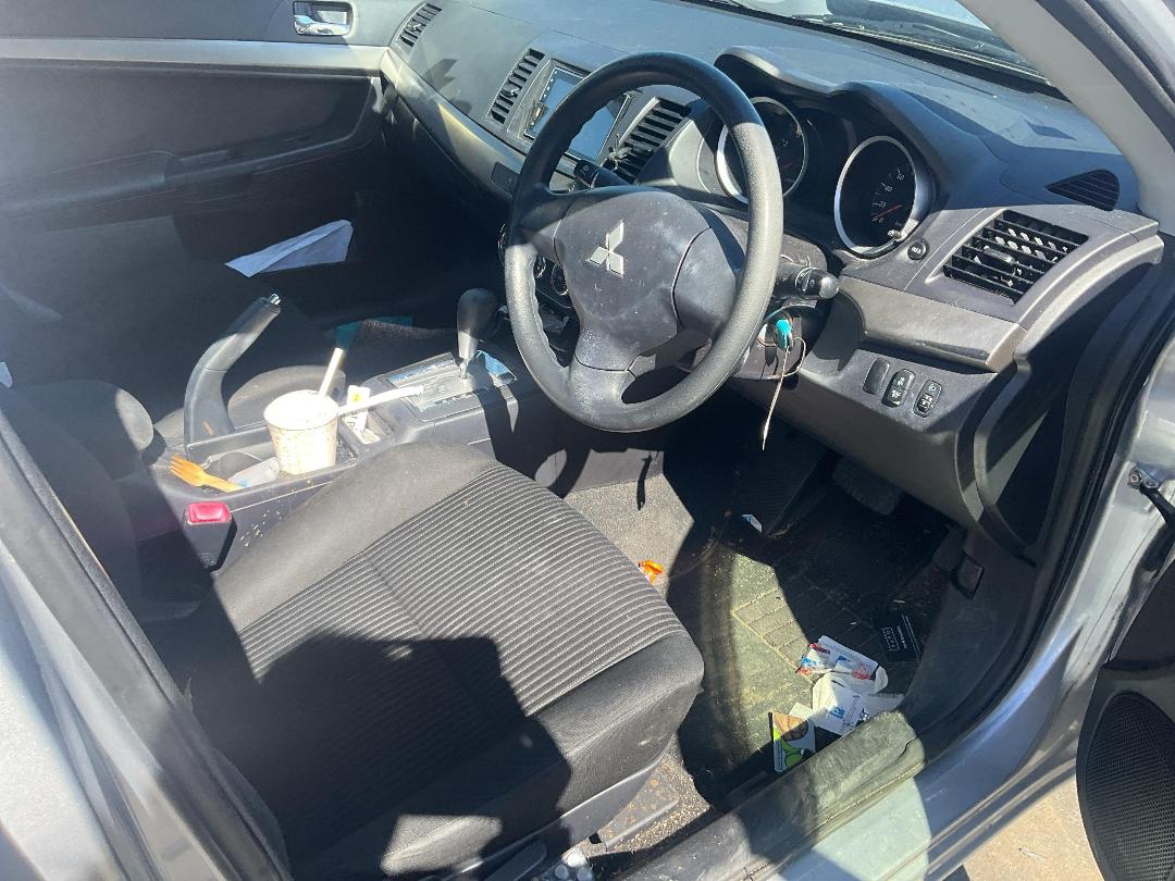 Photo '11' of Mitsubishi Galant Fortis