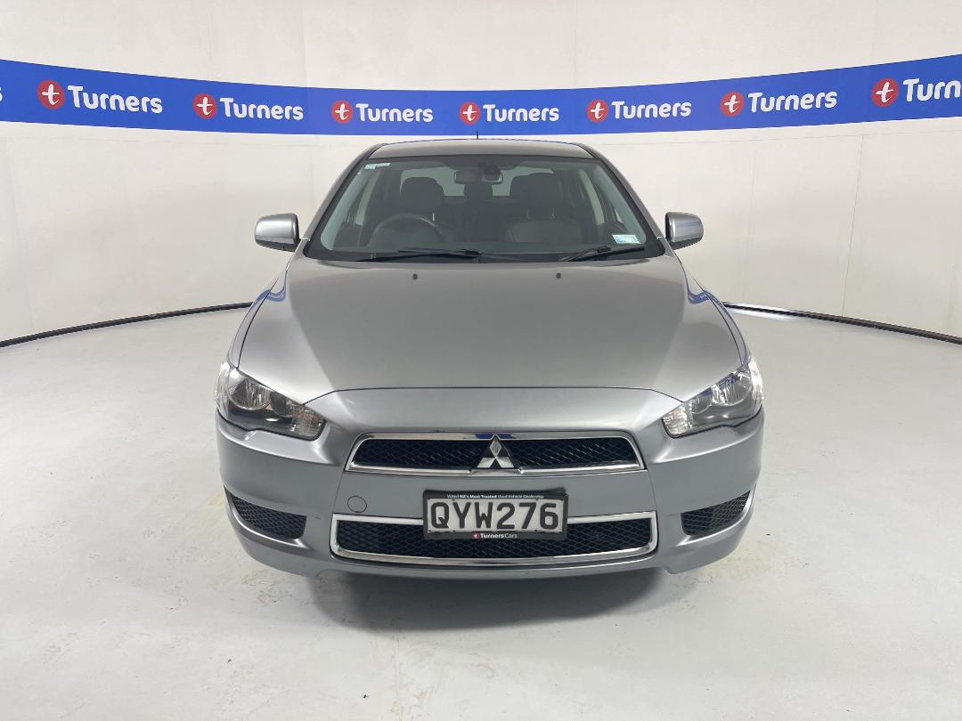 Photo '2' of Mitsubishi Galant