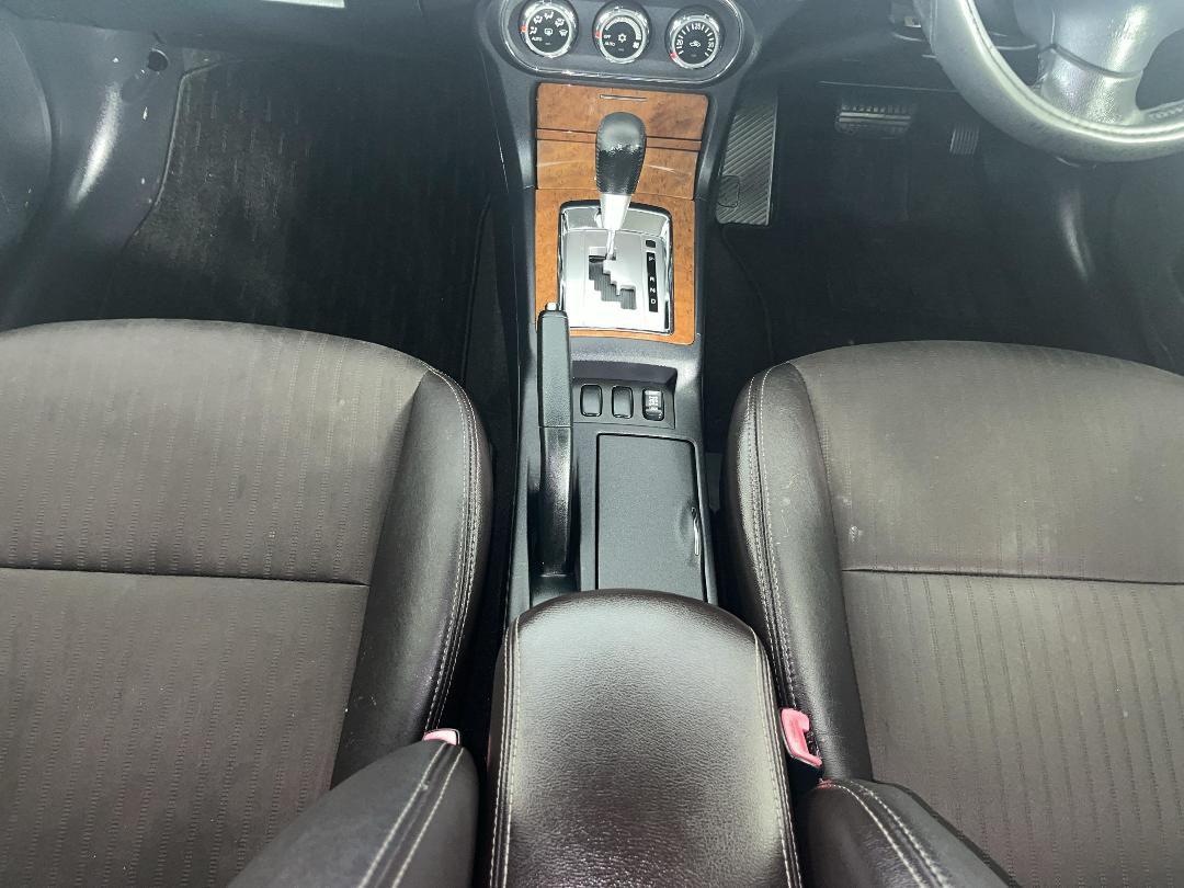 Photo '18' of Mitsubishi Galant