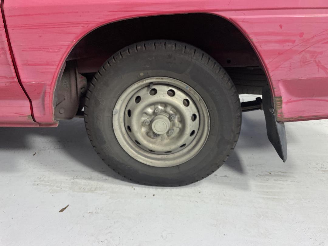 Photo '9' of Mitsubishi L300 SWB Photo '9' of Mitsubishi L300 SWB