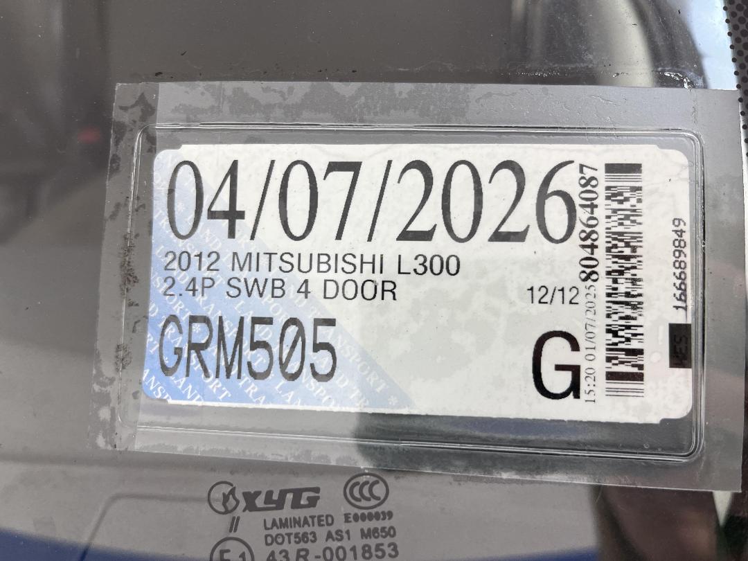 Photo '24' of Mitsubishi L300