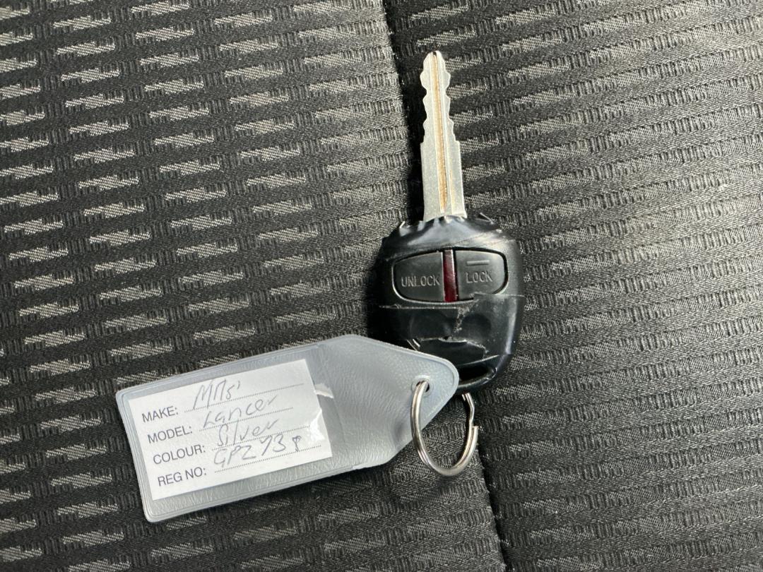 Photo '22' of Mitsubishi Lancer Photo '22' of Mitsubishi Lancer