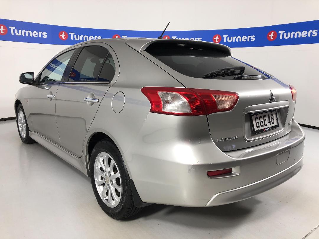 Photo '5' of Mitsubishi Lancer