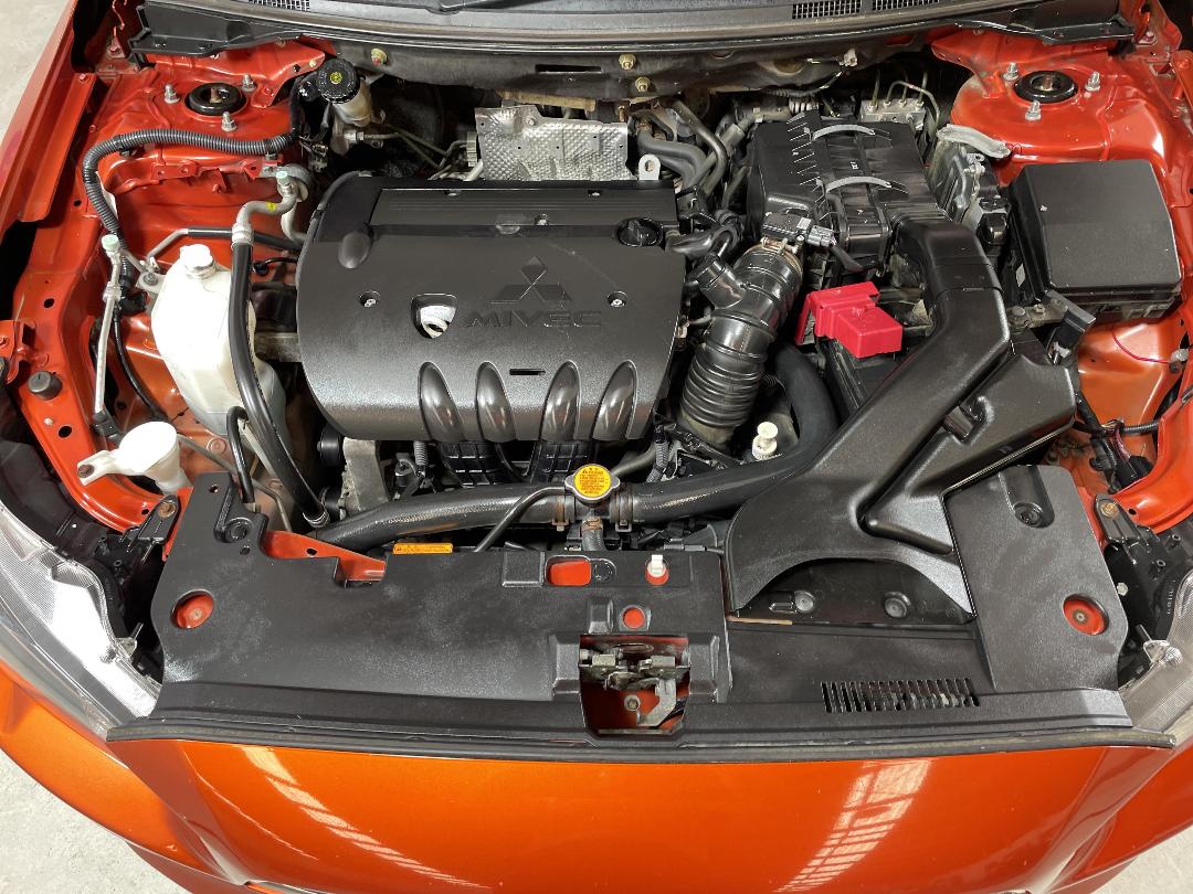 Photo '13' of Mitsubishi Lancer