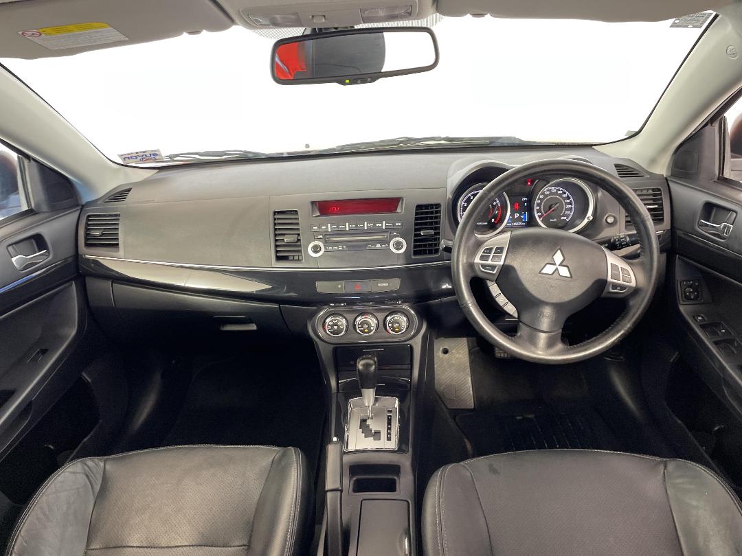 Photo '17' of Mitsubishi Lancer