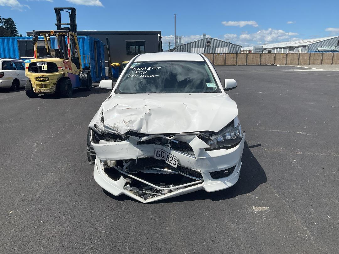 Photo '8' of Mitsubishi Lancer SEI Photo '8' of Mitsubishi Lancer SEI