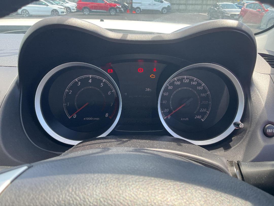 Photo '10' of Mitsubishi Lancer SEI Photo '10' of Mitsubishi Lancer SEI