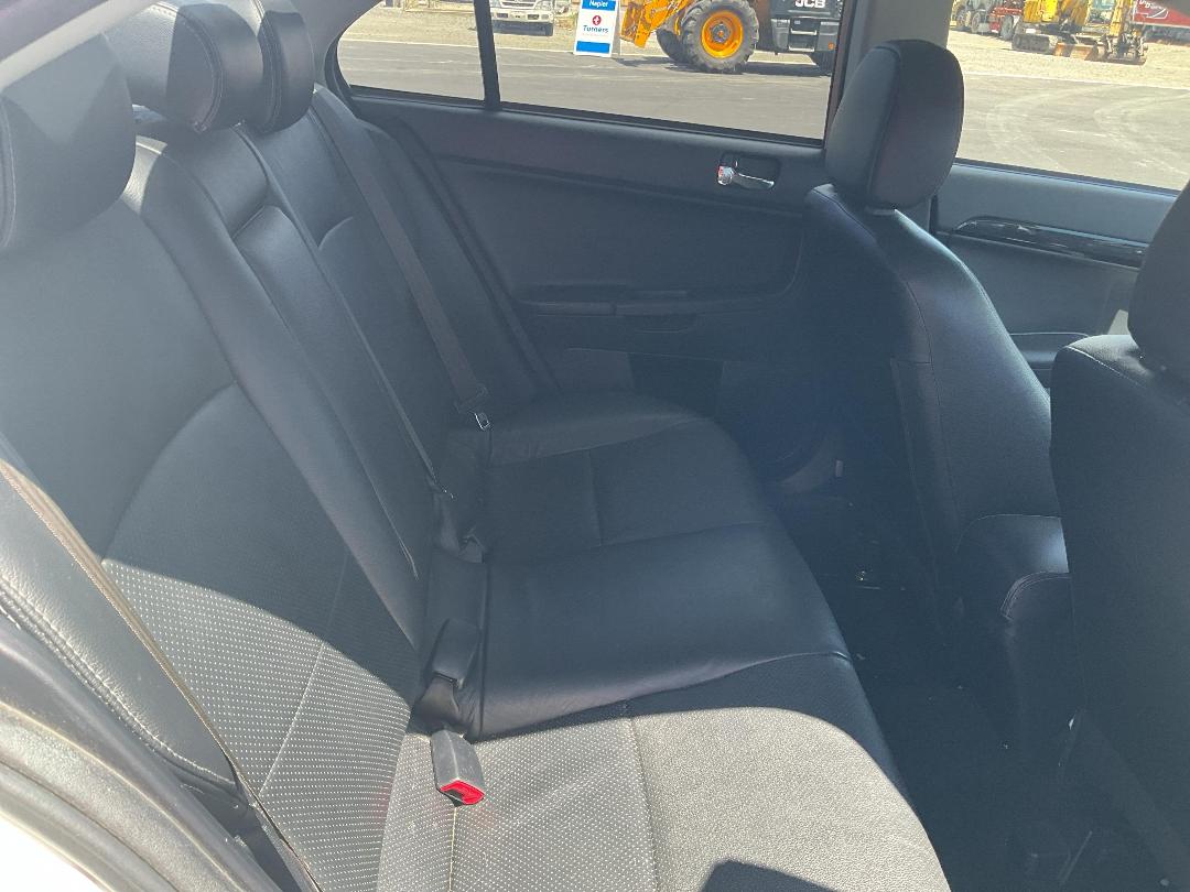 Photo '13' of Mitsubishi Lancer SEI Photo '13' of Mitsubishi Lancer SEI