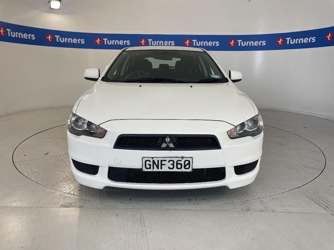 Photo '2' of Mitsubishi Lancer Photo '2' of Mitsubishi Lancer