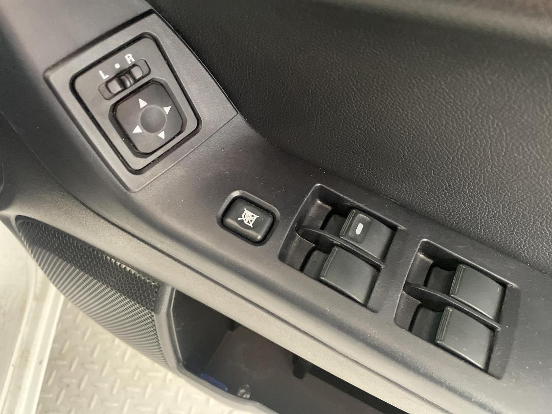 Photo '24' of Mitsubishi Lancer Photo '24' of Mitsubishi Lancer