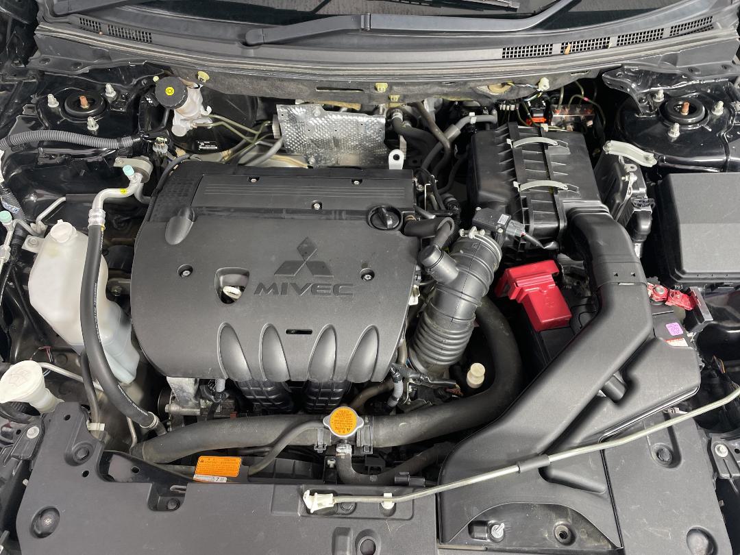 Photo '13' of Mitsubishi Lancer Photo '13' of Mitsubishi Lancer