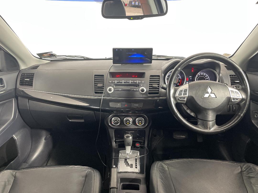 Photo '17' of Mitsubishi Lancer Photo '17' of Mitsubishi Lancer