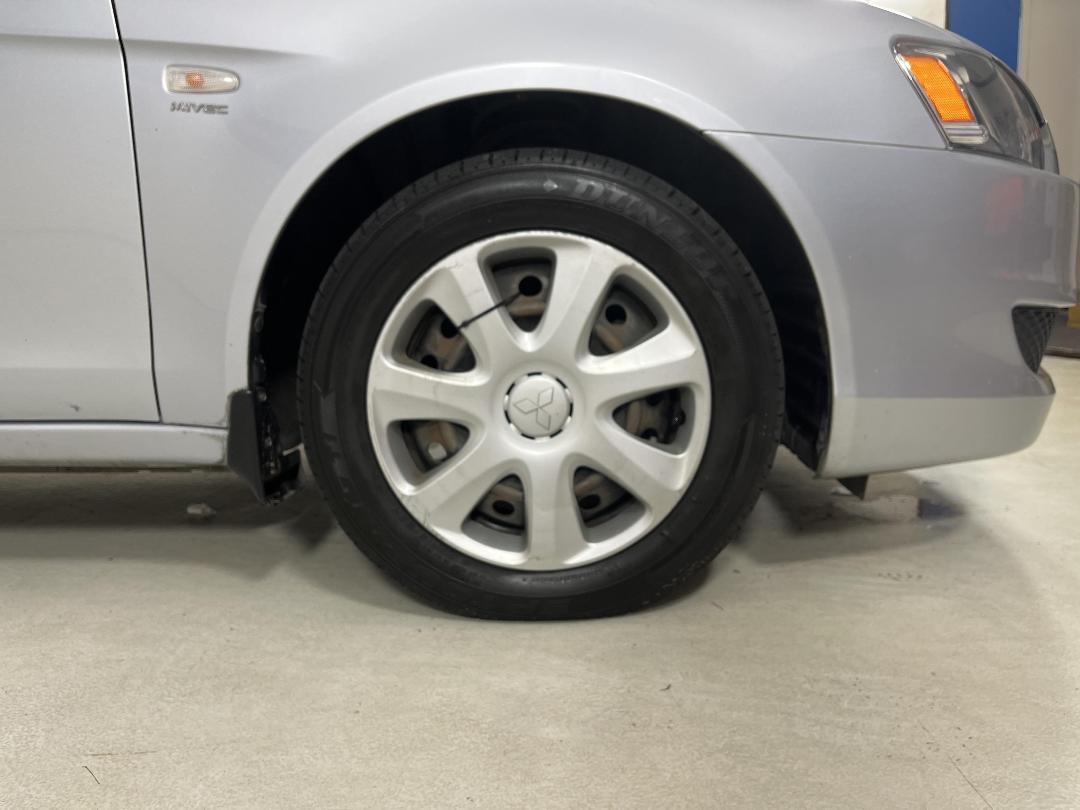 Photo '9' of Mitsubishi Lancer