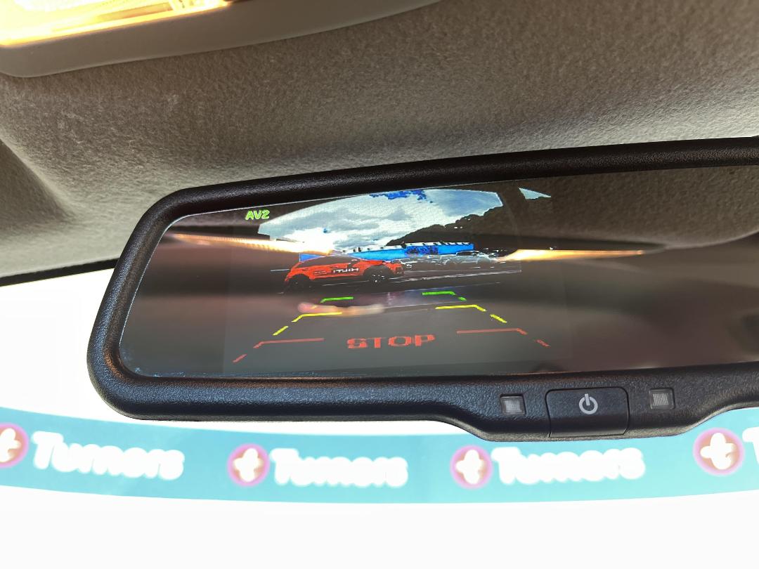 Photo '28' of Mitsubishi Lancer