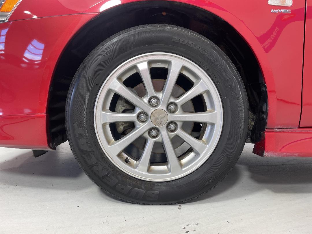 Photo '10' of Mitsubishi Lancer Photo '10' of Mitsubishi Lancer