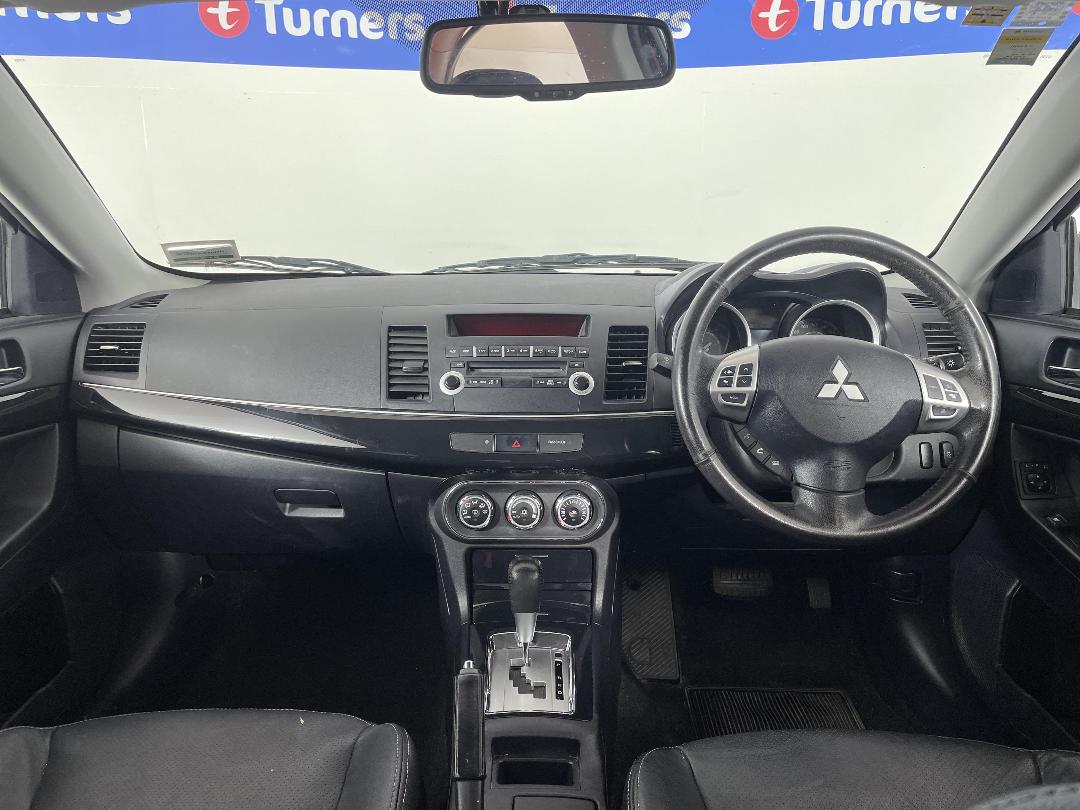 Photo '17' of Mitsubishi Lancer Photo '17' of Mitsubishi Lancer