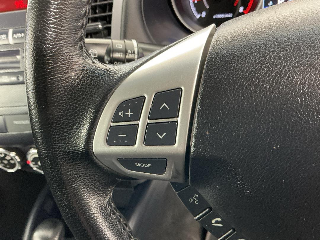 Photo '26' of Mitsubishi Outlander