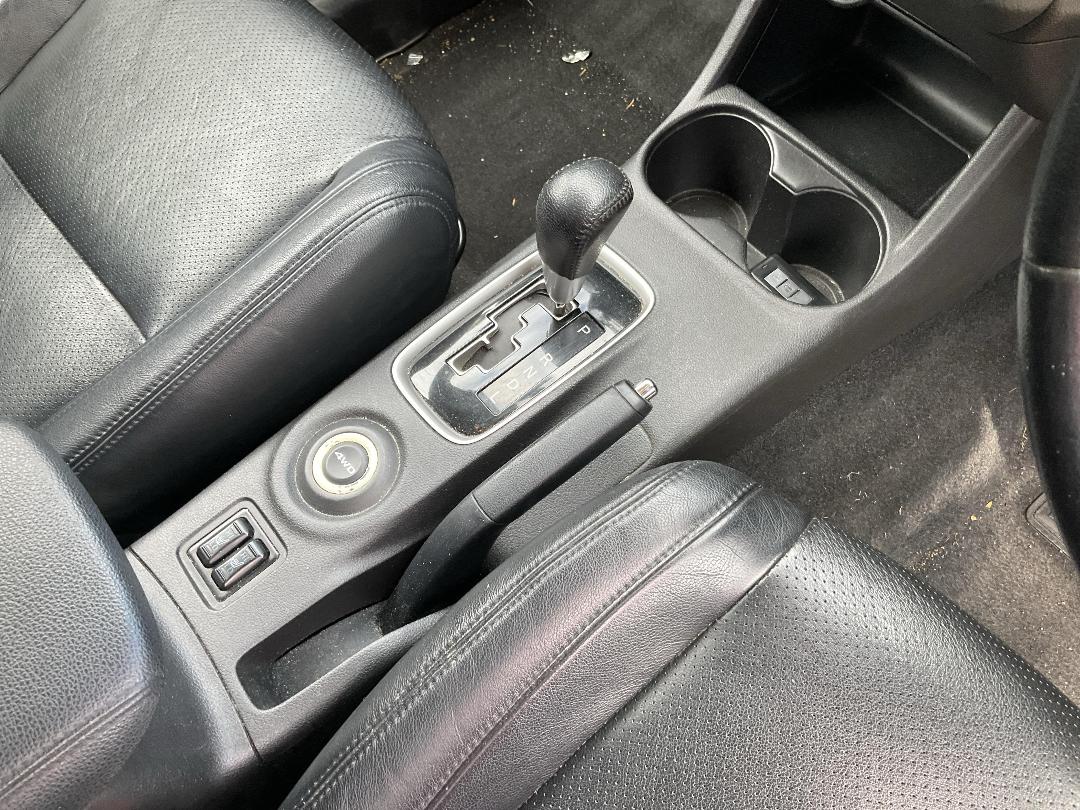 Photo '11' of Mitsubishi Outlander Photo '11' of Mitsubishi Outlander