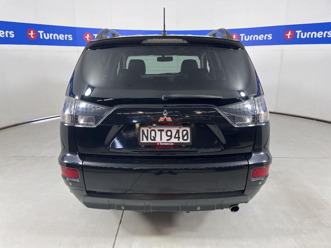 Photo '6' of Mitsubishi Outlander Photo '6' of Mitsubishi Outlander