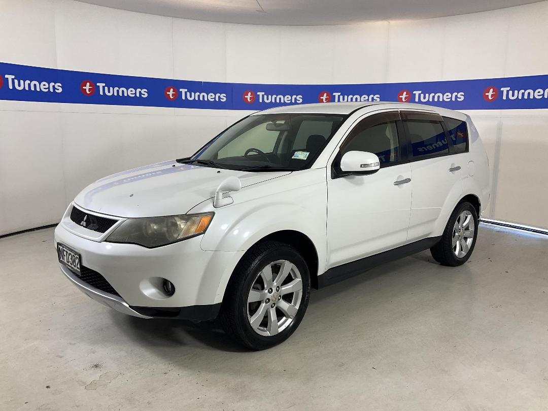 Photo '4' of Mitsubishi Outlander Photo '4' of Mitsubishi Outlander