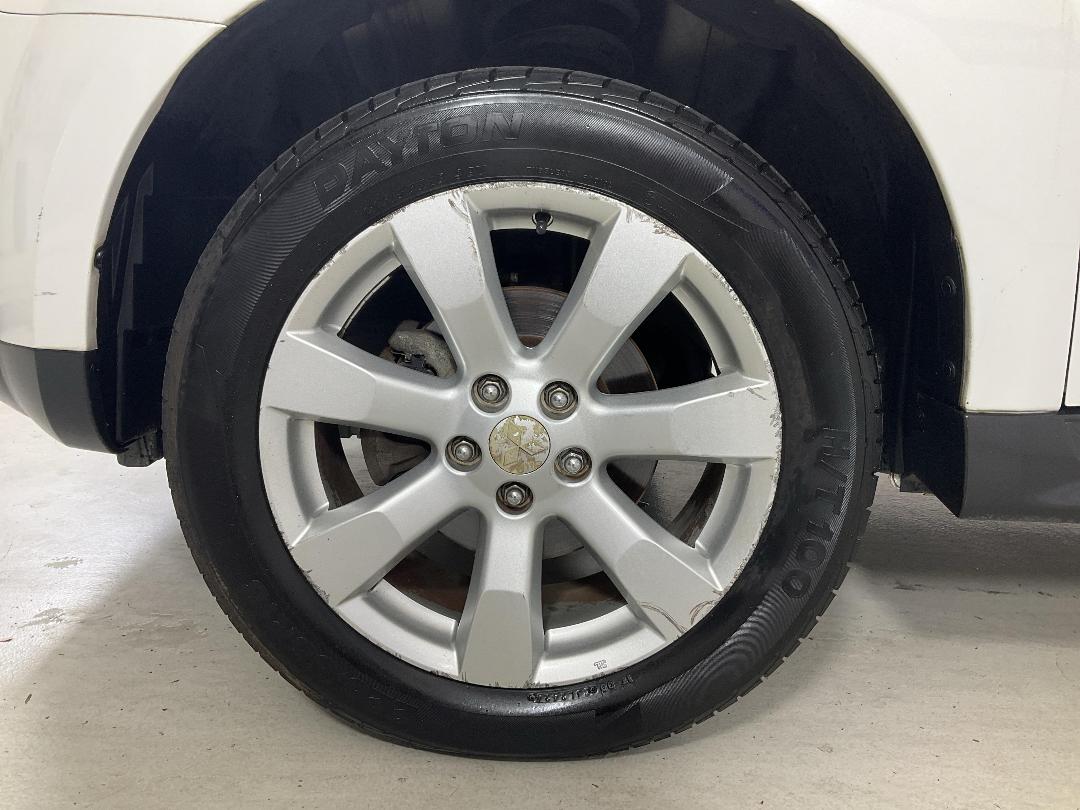 Photo '10' of Mitsubishi Outlander Photo '10' of Mitsubishi Outlander