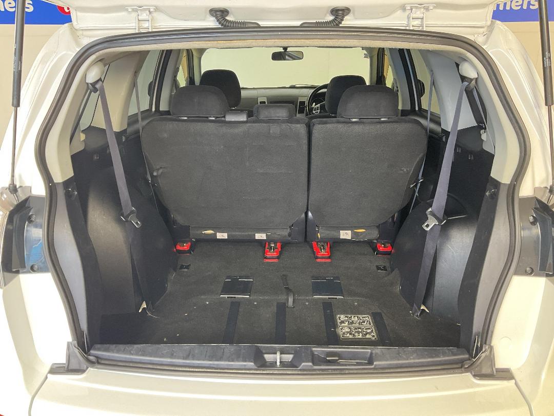 Photo '14' of Mitsubishi Outlander Photo '14' of Mitsubishi Outlander