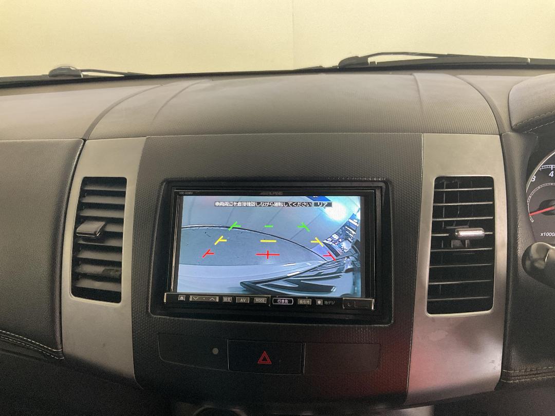 Photo '28' of Mitsubishi Outlander Photo '28' of Mitsubishi Outlander