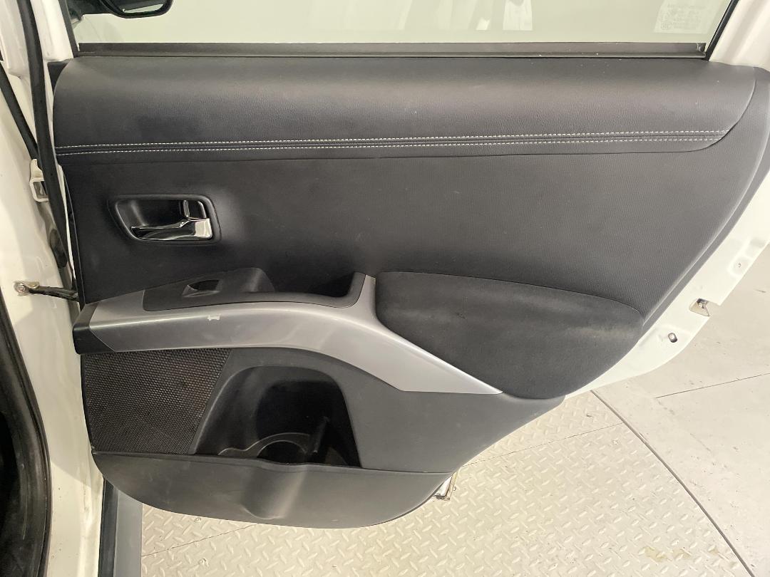 Photo '19' of Mitsubishi Outlander Photo '19' of Mitsubishi Outlander