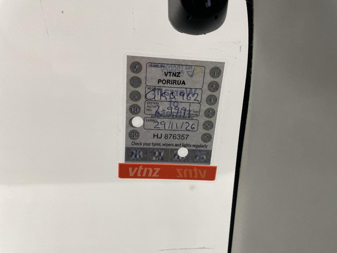 Photo '33' of Mitsubishi Outlander Photo '33' of Mitsubishi Outlander